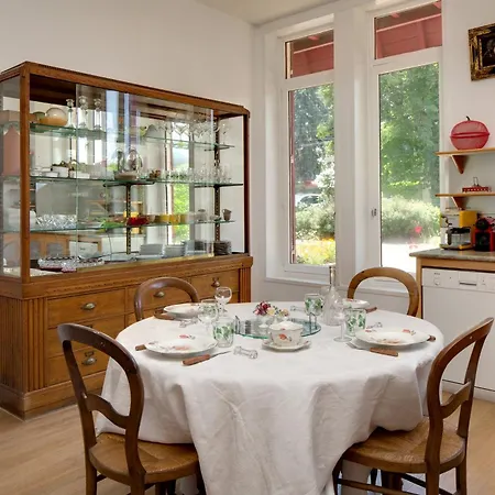 Superbe Maison Avec Piscine Aux Portes De Vichy - Le Monde De Charlie Дом отдыха