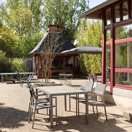 Holiday home Superbe Maison Avec Piscine Aux Portes De Vichy - Le Monde De Charlie